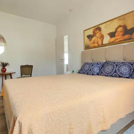Sunset View Apartment